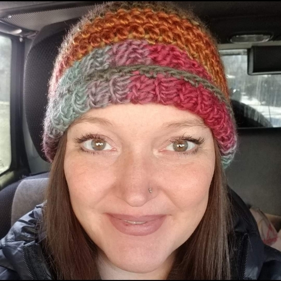 Meet your Posher, Tara - Picture 2 of 11